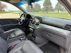 Used 2006  Honda Odyssey 5d Wagon Touring RES & Nav at Rooster Auto Sales near Vinton&comma; IA