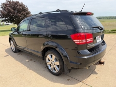 Used 2009  Dodge Journey 4d SUV AWD SXT at Rooster Auto Sales near Vinton&comma; IA