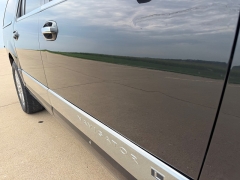Used 2010  Lincoln Navigator L 4d SUV 4WD Elite at Rooster Auto Sales near Vinton&comma; IA