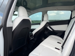Used 2021  Tesla Model Y Performance AWD at Rooster Auto Sales near Vinton&comma; IA