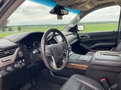 Used 2015 GMC Yukon XL 4d SUV 4WD Denali at Rooster Auto Sales near Vinton, IA