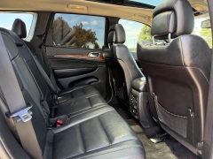 Used 2011  Jeep Grand Cherokee 4d SUV 4WD Limited at Rooster Auto Sales near Vinton&comma; IA