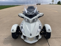 Used 2011 Can-Am 3 Wheel Cycle Spyder RS-S SM5 at Rooster Auto Sales near Vinton, IA