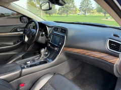 Used 2017  Nissan Maxima 4d Sedan Platinum at Rooster Auto Sales near Vinton&comma; IA