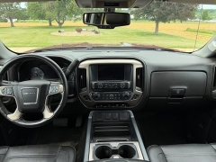 Used 2014  GMC Sierra 1500 4WD Crew Cab Denali at Rooster Auto Sales near Vinton&comma; IA
