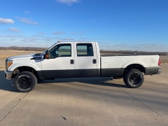 Used 2014  Ford Super Duty F-250 4WD Crew Cab XLT Longbed at Rooster Auto Sales near Vinton&comma; IA