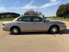 Used 2004  Buick LeSabre 4d Sedan Custom at Rooster Auto Sales near Vinton&comma; IA