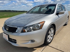 Used 2010 Honda Accord Sedan 4d EX-L V6 at Rooster Auto Sales near Vinton, IA
