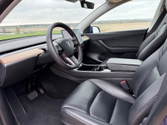 Used 2021  Tesla Model Y Long Range AWD at Rooster Auto Sales near Vinton&comma; IA