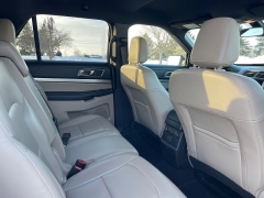 Used 2019  Ford Explorer 4d SUV 4WD XLT V6 at Rooster Auto Sales near Vinton, IA