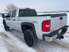 Used 2013  Chevrolet Silverado 2500 4WD Crew Cab LT at Rooster Auto Sales near Vinton, IA