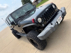 Used 2017  Jeep Wrangler Unlimited 4d Convertible Sport at Rooster Auto Sales near Vinton&comma; IA