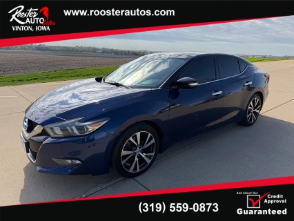 Used 2017 Nissan Maxima 4d Sedan Platinum at Rooster Auto Sales near Vinton, IA