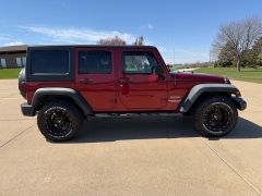 Used 2011  Jeep Wrangler Unlimited 4d Convertible Sport at Rooster Auto Sales near Vinton&comma; IA
