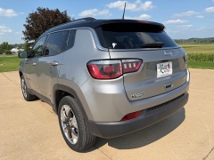 Used 2018  Jeep Compass 4d SUV 4WD Limited at Rooster Auto Sales near Vinton&comma; IA
