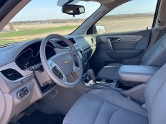 Used 2015  Chevrolet Traverse 4d SUV AWD LT1 at Rooster Auto Sales near Vinton, IA