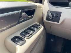 Used 2010 Volkswagen Routan 4dr Wgn SE at Rooster Auto Sales near Vinton, IA