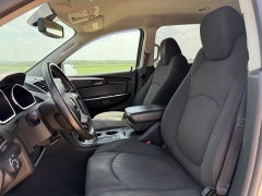 Used 2011  Chevrolet Traverse 4d SUV FWD LT1 at Rooster Auto Sales near Vinton&comma; IA