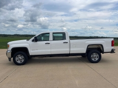 Used 2015 GMC Sierra 2500 2WD Crew Cab Base Longbed at Rooster Auto Sales near Vinton, IA