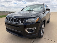 Used 2018  Jeep Compass 4d SUV 4WD Limited at Rooster Auto Sales near Vinton&comma; IA