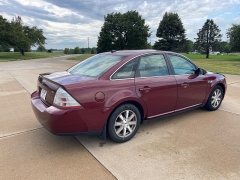 Used 2008 Ford Taurus 4d Sedan SEL at Rooster Auto Sales near Vinton, IA
