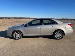 Used 2007  Lincoln MKZ 4d Sedan FWD at Rooster Auto Sales near Vinton&comma; IA