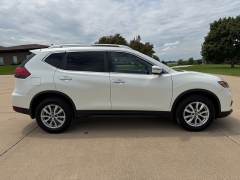 Used 2017  Nissan Rogue 4d SUV AWD S at Rooster Auto Sales near Vinton&comma; IA