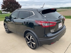 Used 2020 Nissan Rogue Sport 4d SUV AWD SL at Rooster Auto Sales near Vinton, IA