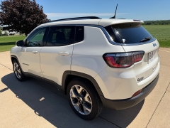 Used 2021  Jeep Compass Limited FWD at Rooster Auto Sales near Vinton&comma; IA