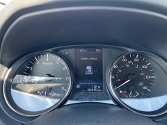 Used 2018 Nissan Rogue 4d SUV AWD S at Rooster Auto Sales near Vinton, IA