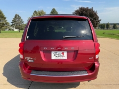 Used 2014  Dodge Grand Caravan 4d Wagon SXT 30th Anniversary at Rooster Auto Sales near Vinton&comma; IA