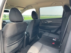Used 2018 Nissan Rogue 4d SUV AWD SV at Rooster Auto Sales near Vinton, IA
