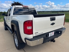 Used 2009 Chevrolet Silverado 1500 4WD Crew Cab LTZ at Rooster Auto Sales near Vinton, IA
