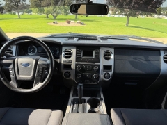 Used 2015  Ford Expedition EL 4d SUV 4WD XLT at Rooster Auto Sales near Vinton&comma; IA
