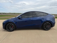 Used 2023  Tesla Model Y Performance AWD at Rooster Auto Sales near Vinton&comma; IA