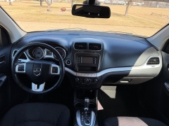 Used 2018  Dodge Journey 4d SUV FWD SE at Rooster Auto Sales near Vinton&comma; IA