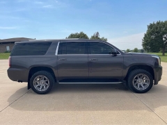 Used 2017 GMC Yukon XL 4d SUV 4WD Denali at Rooster Auto Sales near Vinton, IA