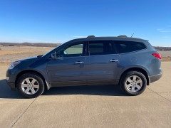 Used 2012  Chevrolet Traverse 4d SUV FWD LT1 at Rooster Auto Sales near Vinton&comma; IA