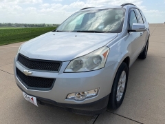 Used 2011  Chevrolet Traverse 4d SUV FWD LT1 at Rooster Auto Sales near Vinton&comma; IA