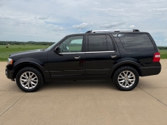 Used 2016  Ford Expedition 4d SUV 4WD Limited at Rooster Auto Sales near Vinton&comma; IA