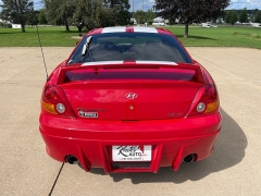 Used 2004 Hyundai Tiburon 2d Coupe GT SE Auto at Rooster Auto Sales near Vinton, IA