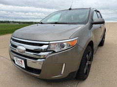 Used 2014  Ford Edge 4d SUV AWD Limited at Rooster Auto Sales near Vinton&comma; IA