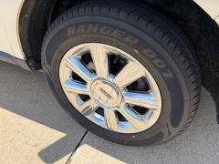 Used 2008  Lincoln MKX 4d SUV AWD at Rooster Auto Sales near Vinton&comma; IA