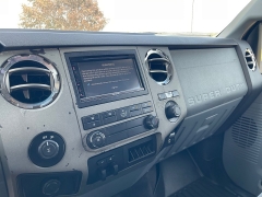 Used 2011 Ford Super Duty F-350 4WD Crew Cab XLT SRW Longbed at Rooster Auto Sales near Vinton, IA