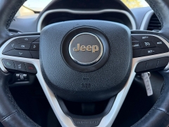 Used 2015  Jeep Cherokee 4d SUV FWD Latitude V6 at Rooster Auto Sales near Vinton&comma; IA