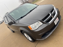Used 2015  Dodge Grand Caravan 4d Wagon SXT at Rooster Auto Sales near Vinton&comma; IA