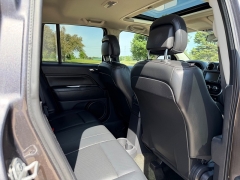 Used 2016  Jeep Compass 4d SUV FWD High Altitude at Rooster Auto Sales near Vinton&comma; IA