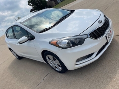 Used 2016 Kia Forte5 5d Hatchback SX Auto at Rooster Auto Sales near Vinton, IA