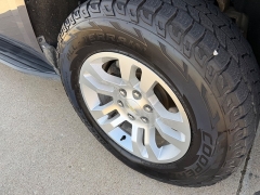 Used 2017  Chevrolet Tahoe 4d SUV 4WD LT at Rooster Auto Sales near Vinton&comma; IA