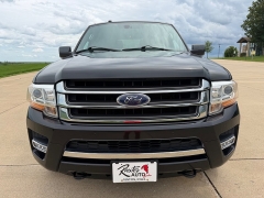 Used 2016  Ford Expedition 4d SUV 4WD Limited at Rooster Auto Sales near Vinton&comma; IA
